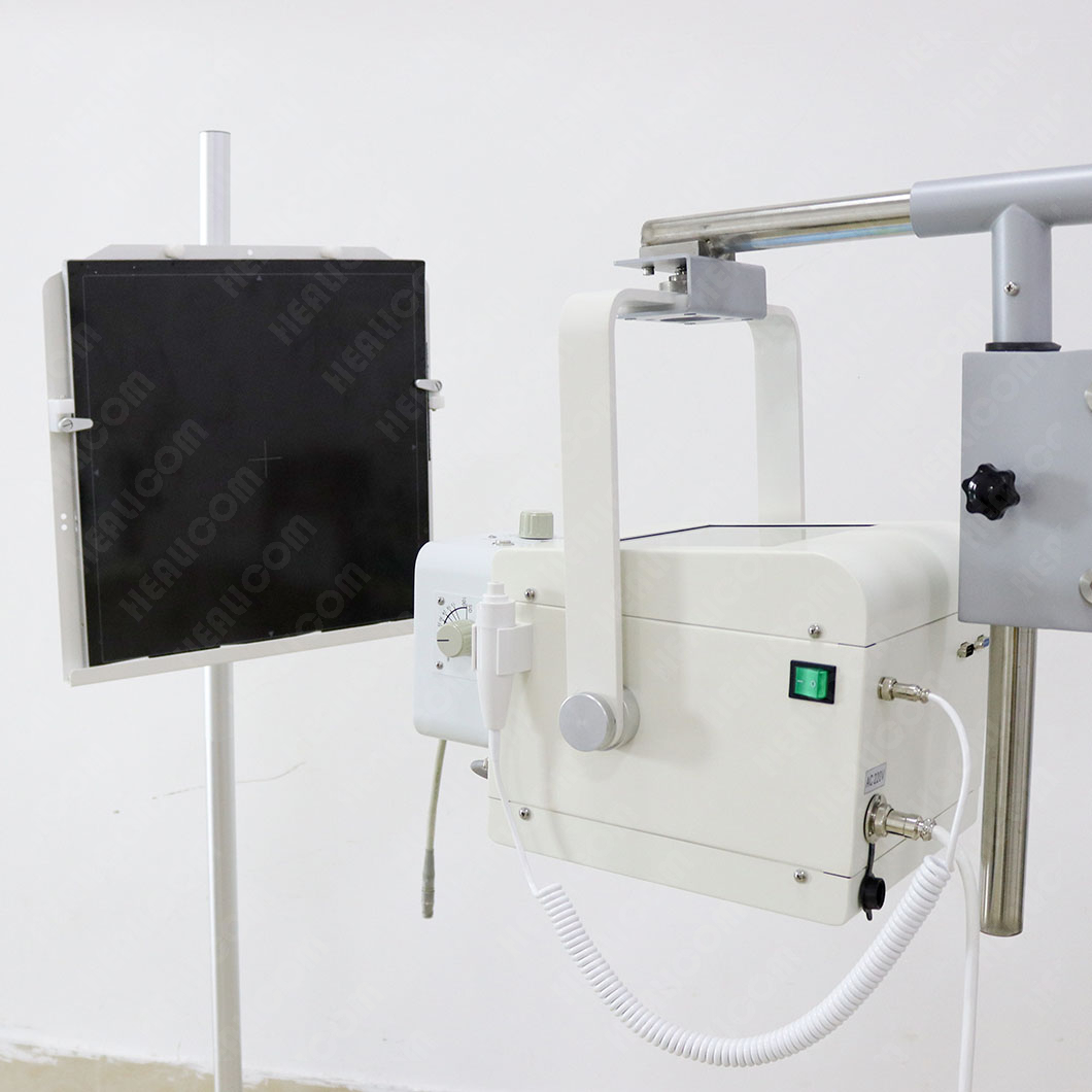 Máquina de radiografía de rayos X digital portátil de alta frecuencia 100mA 5KW HFX-05D