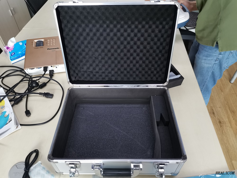 Máquina de ultrasonido 3D portátil de alta calidad para equipos médicos HBW-7